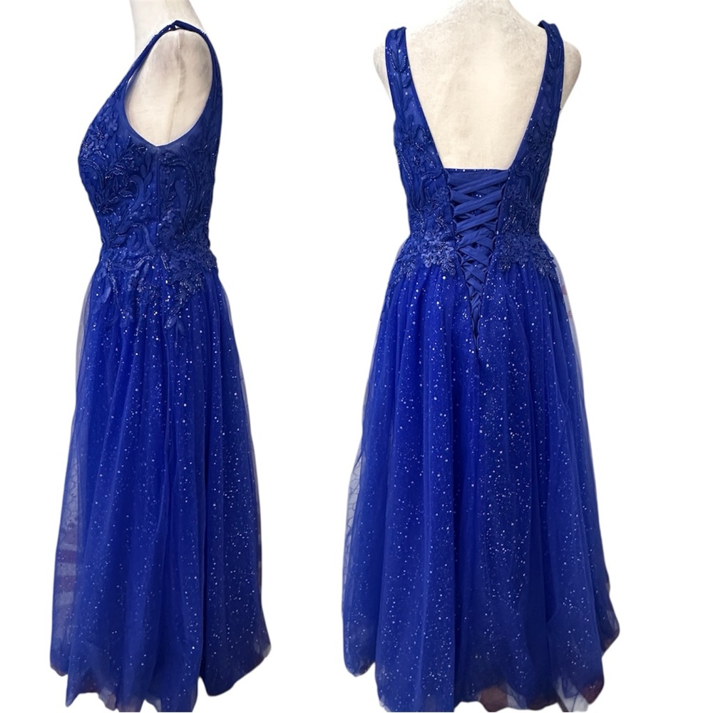 Elegant Blue Prom Dress - Picture 2 of 8